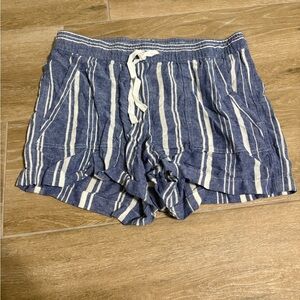 Nautica Blue and White Striped Shorts M